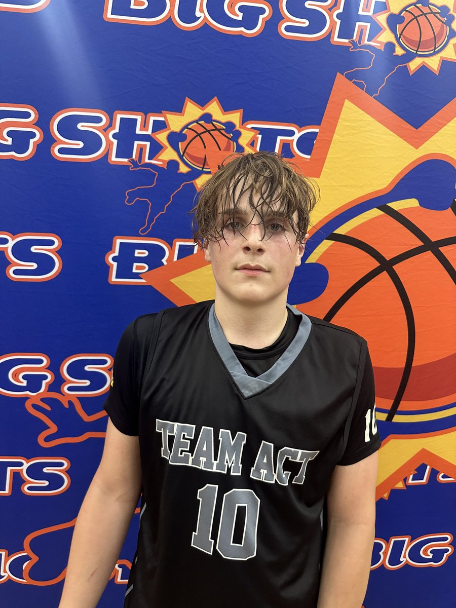 BIG SH🏀TS tweet media