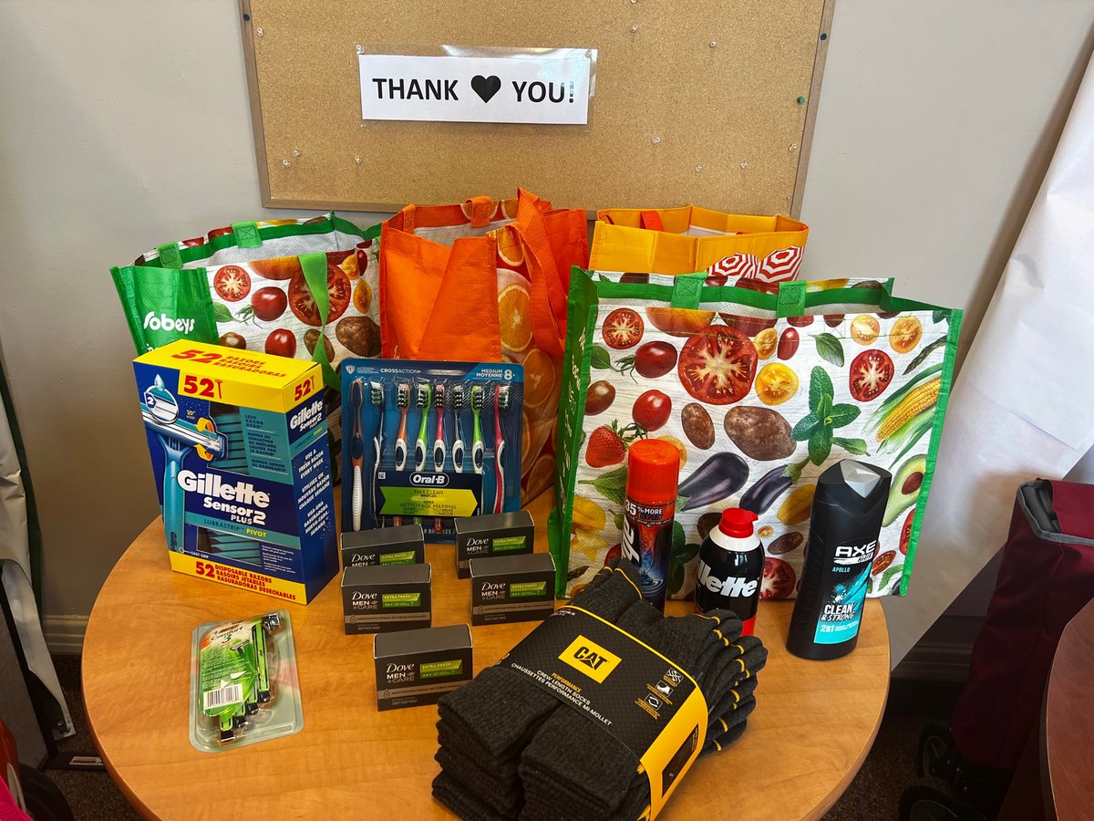 Happy Friday Eve 😉 Today, it's hard to name everything we're thankful for; there's just so much. Bell Canada donated backpacks for youth in The 196, Marshall Memorial United Church hosted a hygiene drive, &amp; Hamilton Masonic District C hosted a golf tournament! #ThankfulThursday