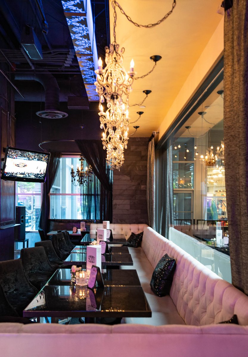 Suite Lounge tweet media