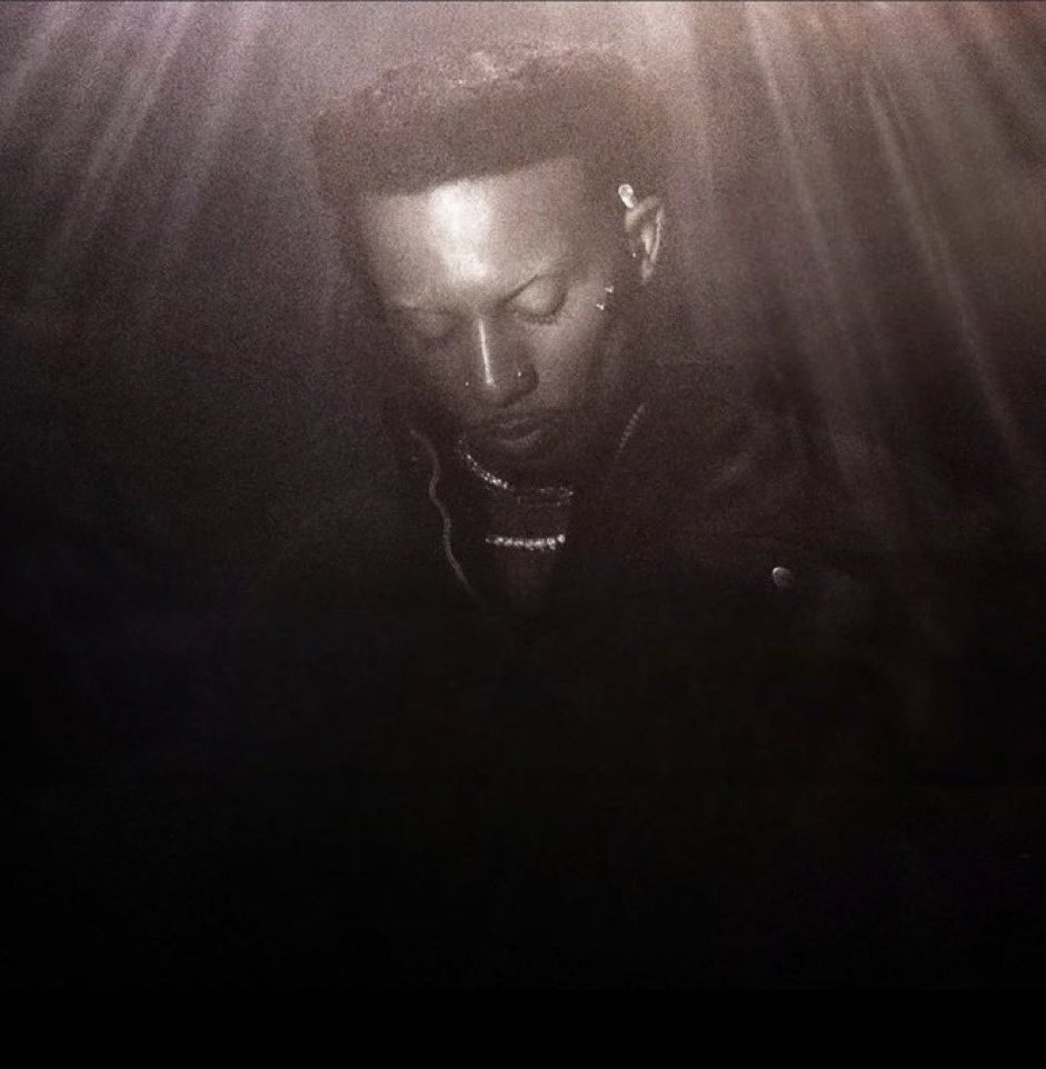 teenxwipes's tweet photo. In the last 3 YEARS Playboi Carti has:

- Dropped 0 projects ‼️
- Lied to his fans 17 times 😢
- Previewed 1 new song 🎵 
- Gave us 1 feature 🗣️
- Started balding 🧑🏿‍🦲
- Choked his pregnant gf 🤰 

how is his career looking? 👀 https://t.co/F7aAugAS59