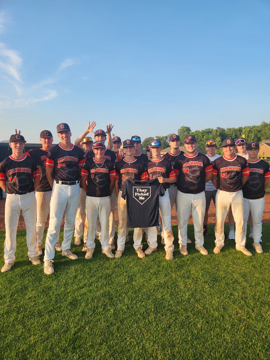 Toby Siefring (@tsief5) on Twitter photo Braylen and AJ Harlamert share the <a href="/AcmeCongress/">ACME Baseball</a> #TheyPickedMe
Twins combined to go 6 for 6 with 6 runs scored and 5 rbi. Braylen and AJ Harlamert share the <a href="/AcmeCongress/">ACME Baseball</a> #TheyPickedMe
Twins combined to go 6 for 6 with 6 runs scored and 5 rbi.