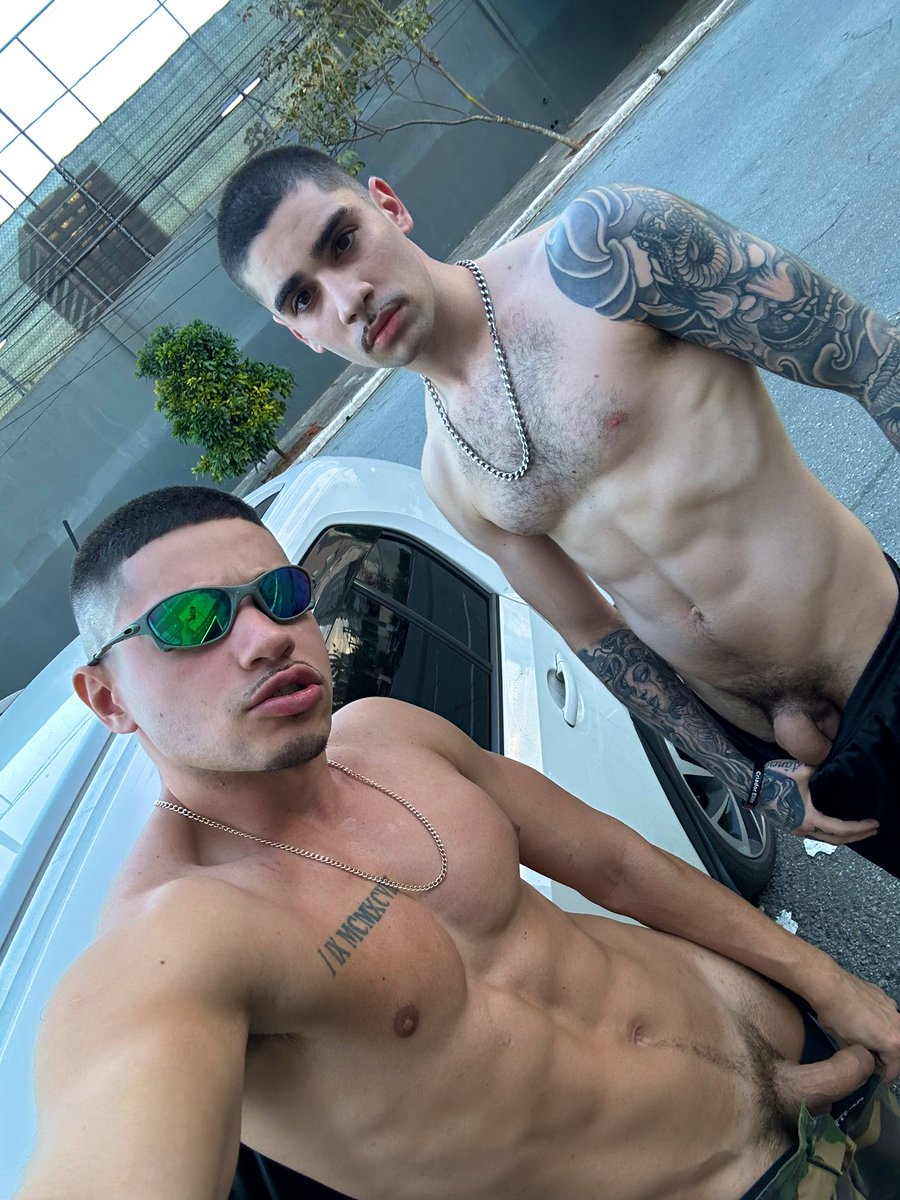 eubrunozl's tweet photo. FARIA COM A GENTE NO 🚙? 🥵🔥🍆

🔗https://t.co/FFjuWHwirE https://t.co/1sS4Jjj0os
