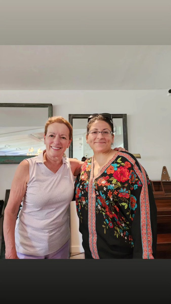 ohana_annie's tweet photo. kudos to Drishti for taking space in a sport once (and still)  rife with racism, classism, sexism, specieism and more.
I reconnected with  many fellow co- conspirators from
@Surrey_Schools teacher librarian + author  @sandipsodhibooks
@KaurCollective @JessieKLehail
 @PICSSociety https://t.co/rQEBzIW95z