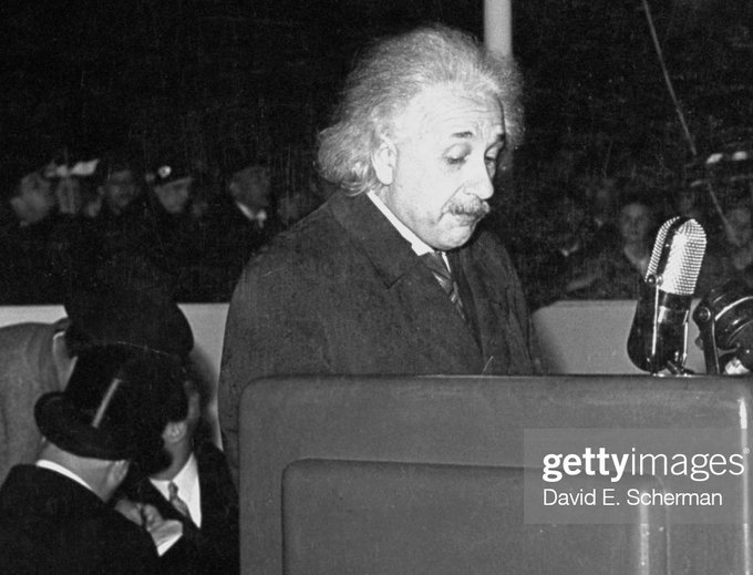 Paul Halpern tweet media