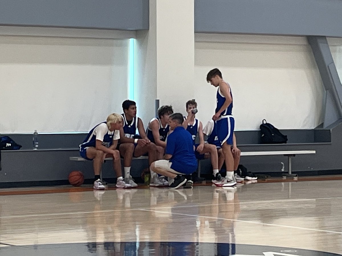 UBC Elite 15U up 35-16 over D1 New Mexico ⁦<a href="/StageCircuit/">The Stage</a>⁩ action tonight