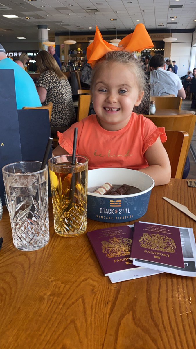 Roseann_frame's tweet photo. Holiday Time https://t.co/J9u5ZYCUKC