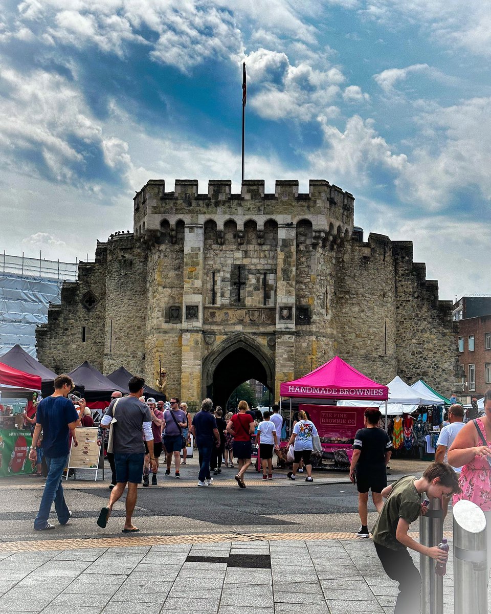 Bargate Southampton 
.
.

#Thread #southampton #uk #England #Hampshire #travel #historical #instagram #photographer #photo #twitter