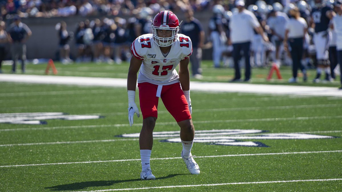 _RE3___'s tweet image. Extremely blessed and excited to announce that I have received my first D1 offer from @BigRed_Football 
Thank you to everyone that contributed to get here.
@TogaAthletics 
@Togafootball 
@CoachHayden56 
@coachjbarber10 
@BlandenCoach 
@CoachPeff