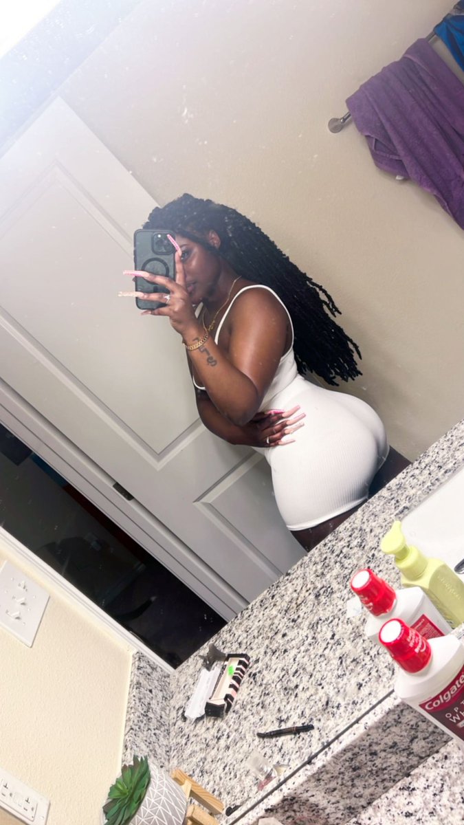 kaisobeautiful's tweet photo. I really be POPPIN my shit #Ashes #Houston #baddie https://t.co/6bjGNDqQGG