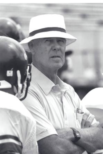 HistColFootball's tweet photo. Coach Bennie Ellender, Arkansas State, 1963-70, 76. 52-20-4 and won 71.1% of his games. Coach Ellender’s  1970 team won the Div II National Championship, going undefeated-untied. @AStateFB #ADifferentBreed @ClintKPoppe #ArkansasState https://t.co/mc7HFUlylU
