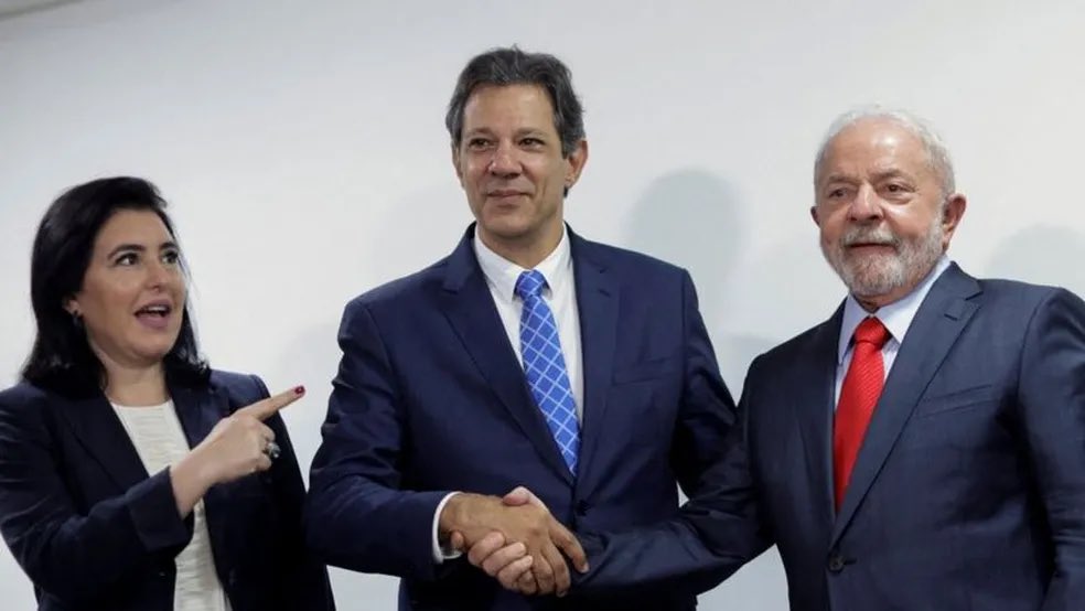 pedrorousseff's tweet photo. 🚨URGENTE: Reforma tributária foi APROVADA por 382 x 118

GRANDE DIA PRO BRASIL! https://t.co/anDmaaFrGR