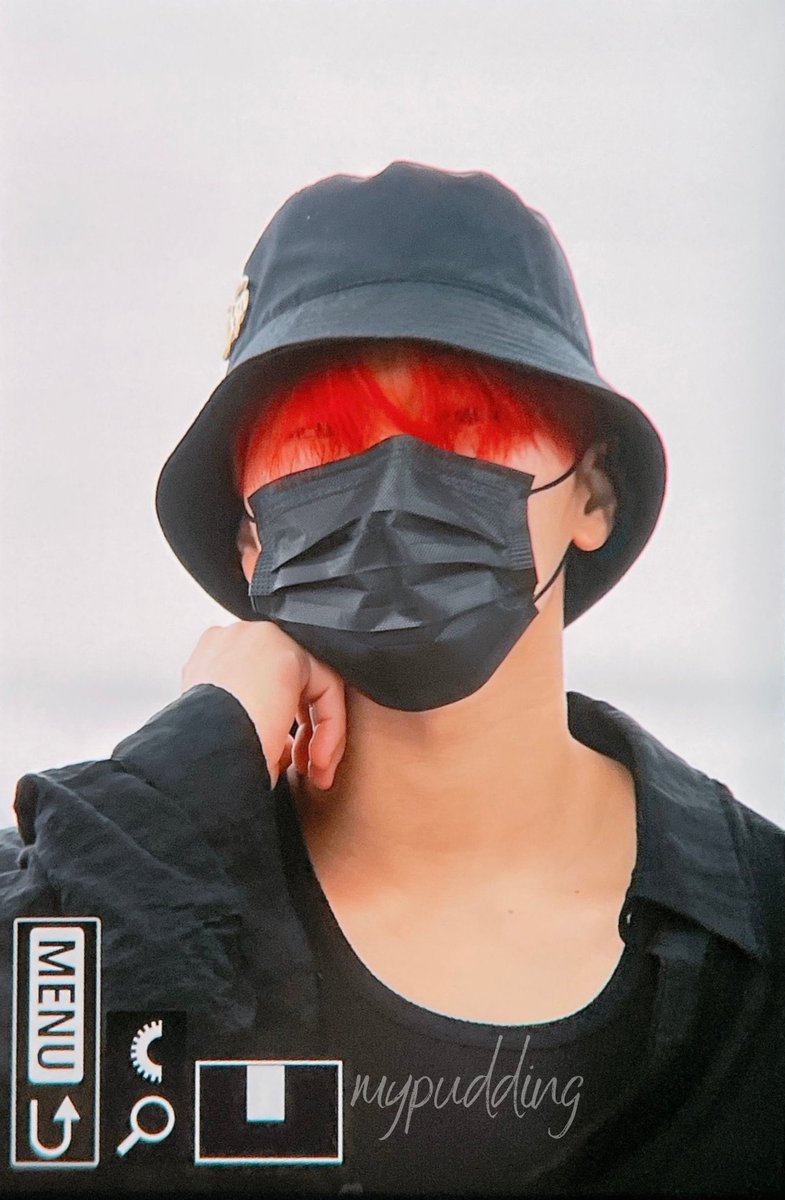 woosanstudio's tweet photo. woosan with red hair >>> https://t.co/49cToYT6ib