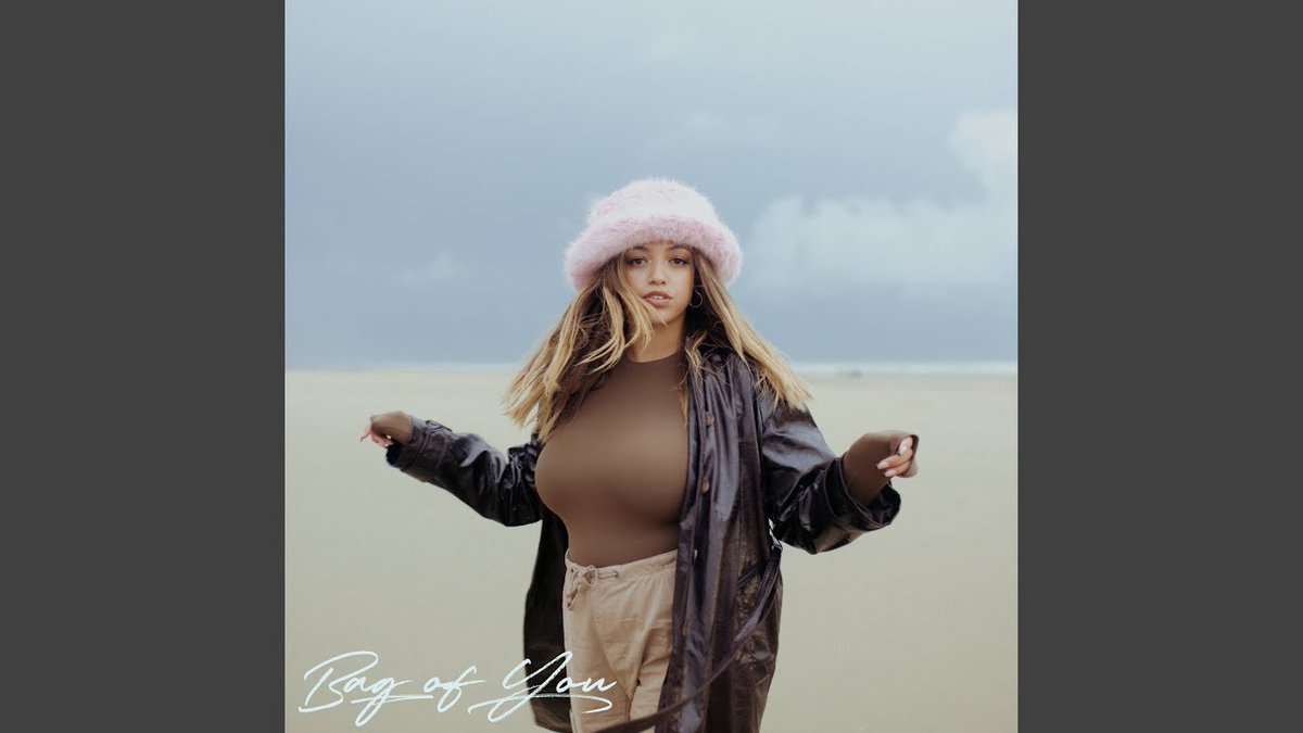 DaJamFactory's tweet photo. da factory JAMMING dat...
Mahalia - Bag Of You
@mahalia
Review: https://t.co/8rdDkk6SNA
#music #MusicMonday #RnB 
----------------
Radio: https://t.co/v5VfTtX3do https://t.co/8POoULUKDX