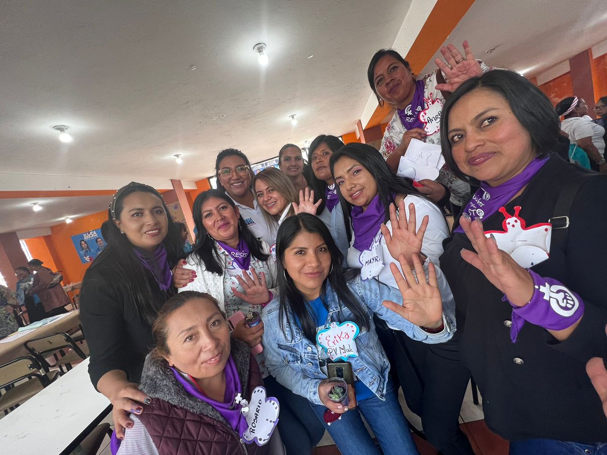 MRAMejia's tweet image. 💜Estas son algunas instantáneas del encuentro con mujeres lideresas y @LuisaGonzalezEc. La Revolución Ciudadana Mejía presente en estos procesos qué fortalecen la democracia y la participación de la mujer.
@GisseGarzonM
#VolveremosASerPatria 
#ElPoderRegresaAlPueblo