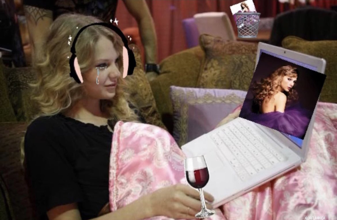fiedbritt's tweet photo. me at midnight:

#SpeakNowTaylorsVersion https://t.co/LO4zpltvrh