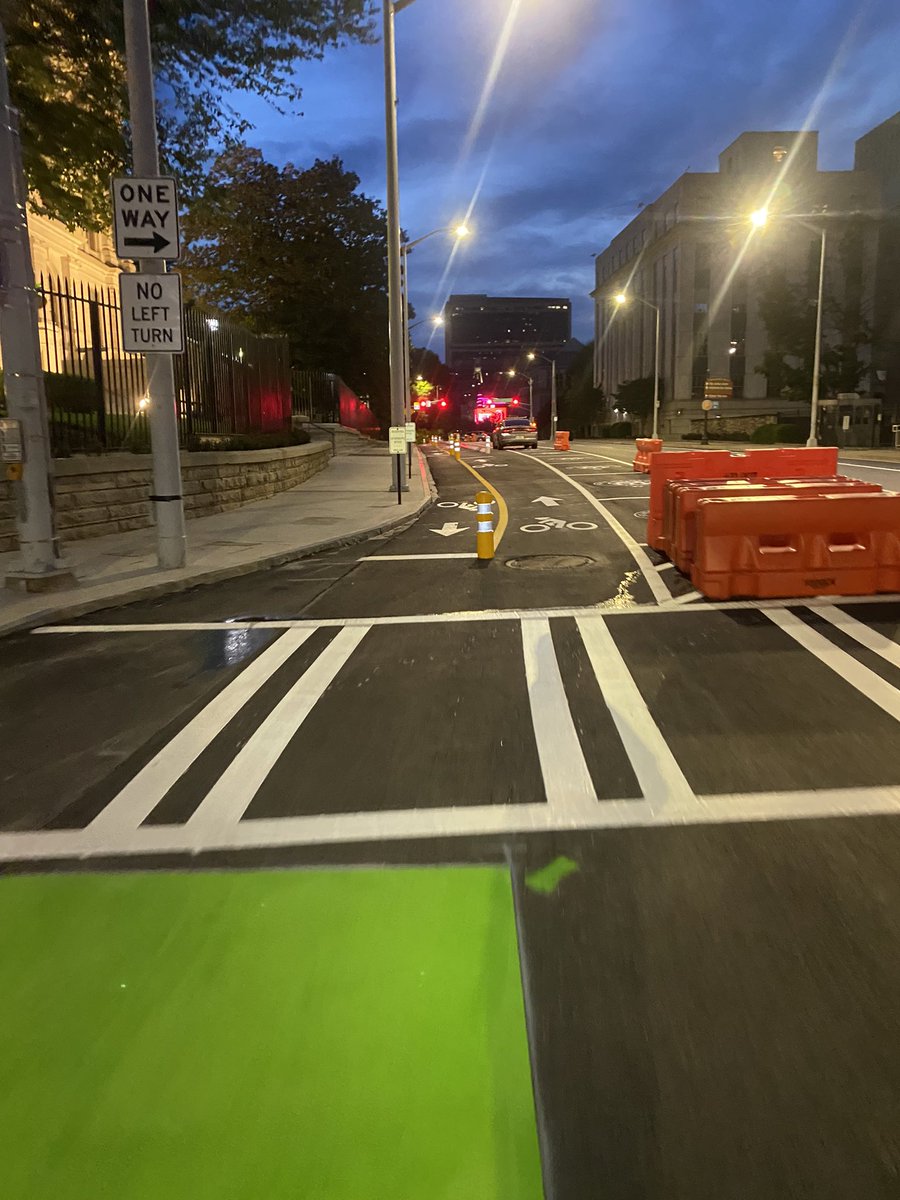 NickNorthen's tweet photo. Woo hooo! After a looong day at work, I get to ride home on these #protectedbikelanes outside the State Capitol for the first time 👏🏽 https://t.co/rrhzprmFm6