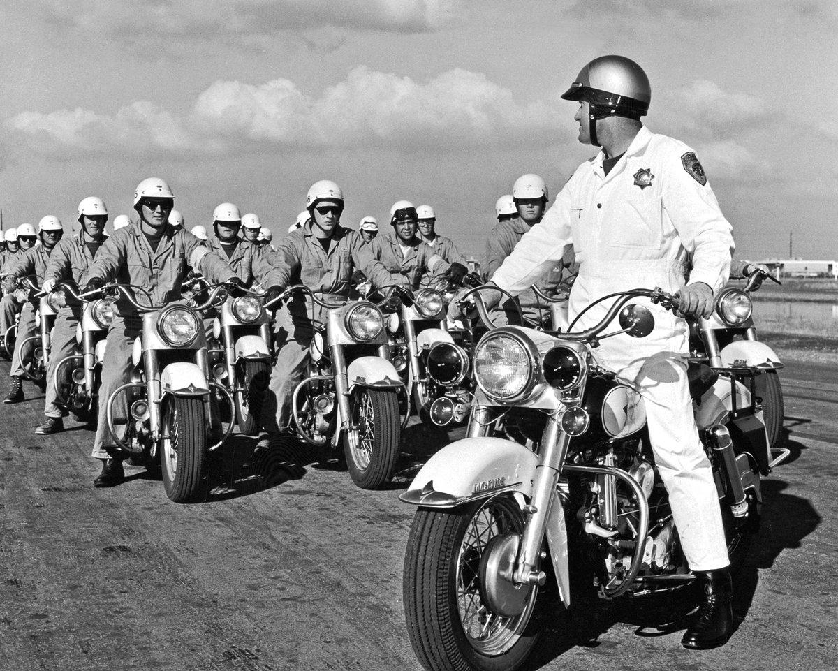 CHP_HQ's tweet image. Travel back in time to 1966 at CHP Academy on Meadowview Road! This pic features a snapshot from our CHP motor training class as they honed their skills on two wheels. 🏍️💨 #ThrowbackThursday #CHPAcademy #MotorTraining #1966 #Memories #VintageVibes #Nostalgia #GoodOldDays #TBT