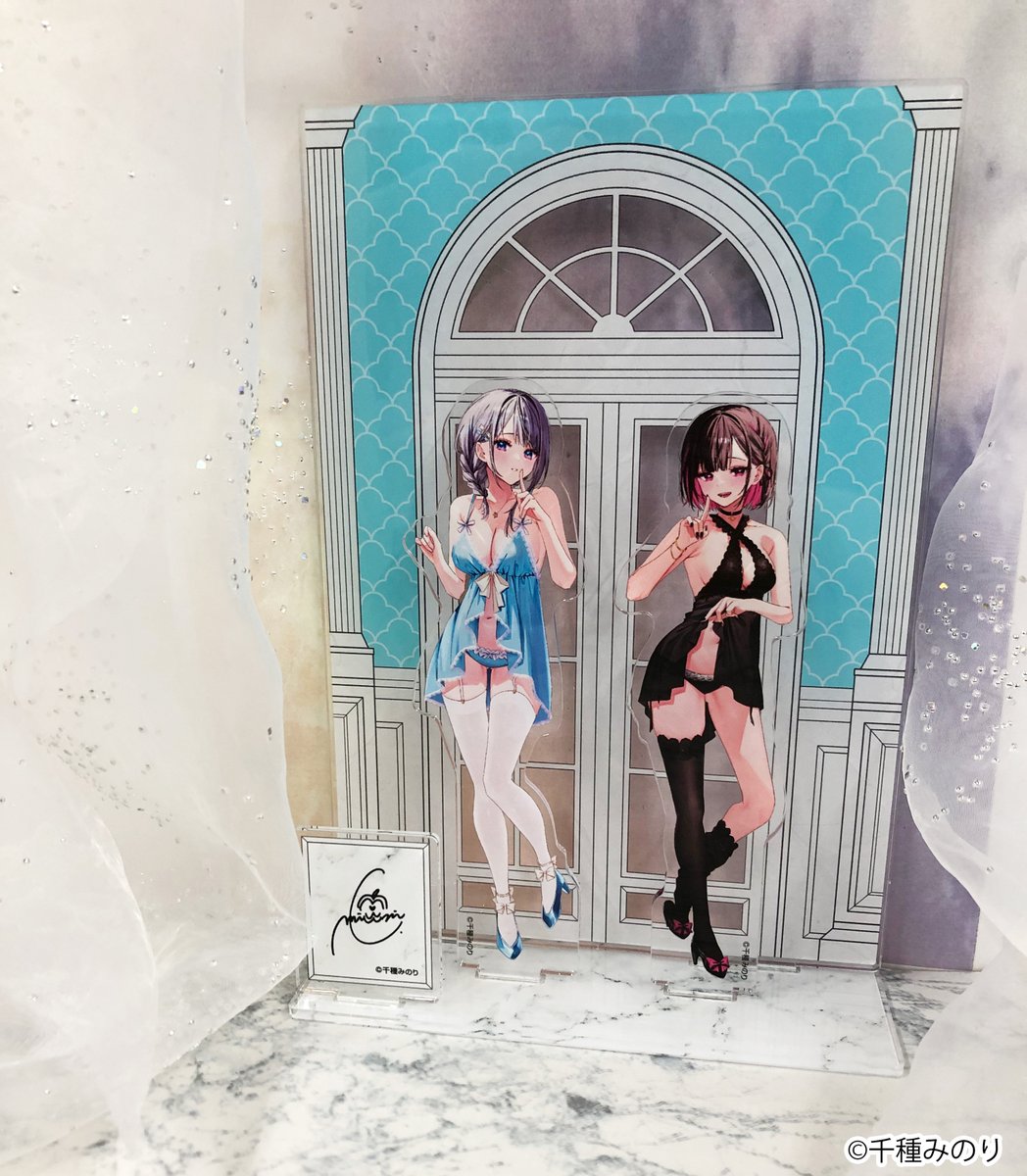 ドンキコラボ アクリルジオラマ 🤍商品紹介🤍 「千種みのり」×ドン・キホーテコラボ ⚜️描き下ろし