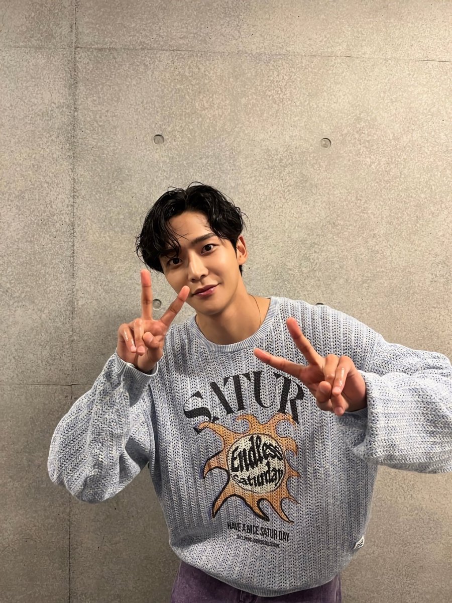 807woon's tweet photo. 自分まとめ用
🐭ファンミ公式
 #ロウン
 #rowoon https://t.co/i2wnkti2JK