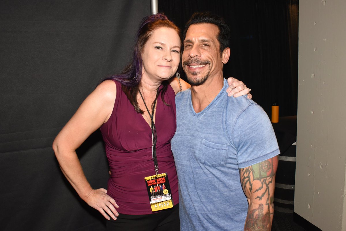 birdtracs's tweet photo. @MicheleKastler @Blockeads @dannywood @BeckyNKOTB @journeygirltla @KTlove4JMJKDdub Happy #DanielDay Danny!! https://t.co/fLdlYXOBHv