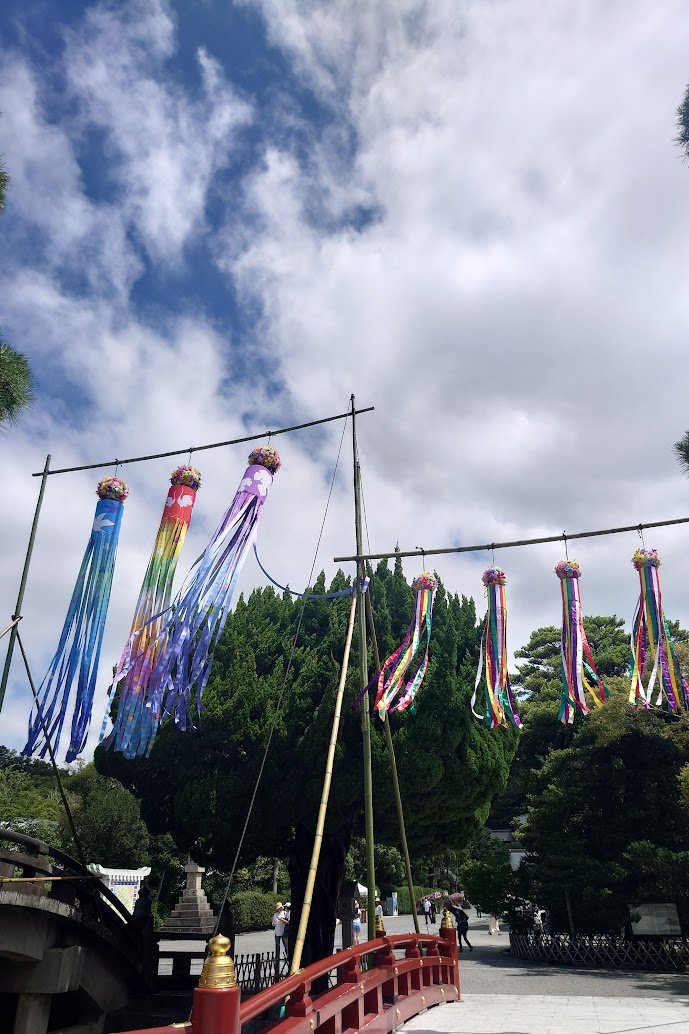 ethicalya's tweet photo. 7月7日㈮鎌倉は晴れ🌞11:00-17:00営業 です。#kelluna.ポップアップ開催中! スリランカ発のウェアもバリエーションが増えて販売。
#鎌倉 #エシカル #七夕 #鶴岡八幡宮 https://t.co/tBnR42mrUD