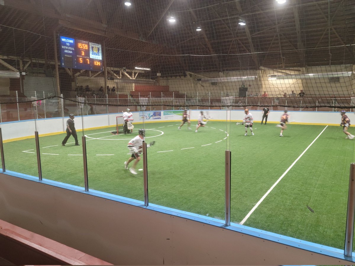 With his third on the night and 2.9 seconds on the clock, Connor Kearnan nets the winner for the 10-9 final.  Exciting finish that leaves BLC with a record of 5-4 on the season.