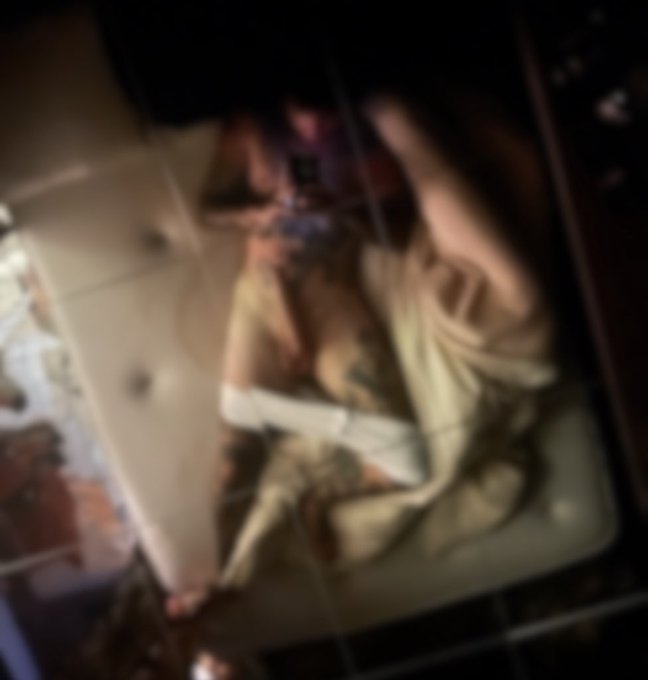 might leak my best sextape at 30k https://t.co/9ykTClL7Dx