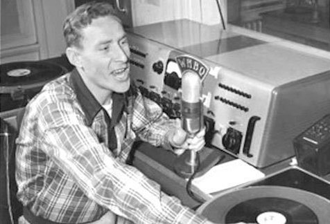 espofootball's tweet photo. #OTD Jul7,1954 #DeweyPhillips DJ of radio station #WHBQ in Memphis TN, becomes the 1st Disc Jockey to play an Elvis Presley record https://t.co/2V1hAvGY2f