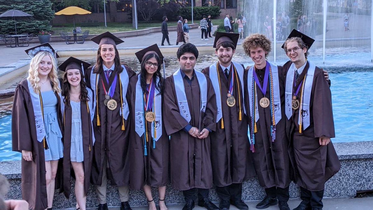 MLM42094's tweet photo. It's IB Scores day! 2 years well done by my fantastic crew of 8 testers (more like Survivors!)! So proud of some great scores against a curve that was rumored to be pretty mean #ibchem #iteachchem https://t.co/aKWM8Ssz8W