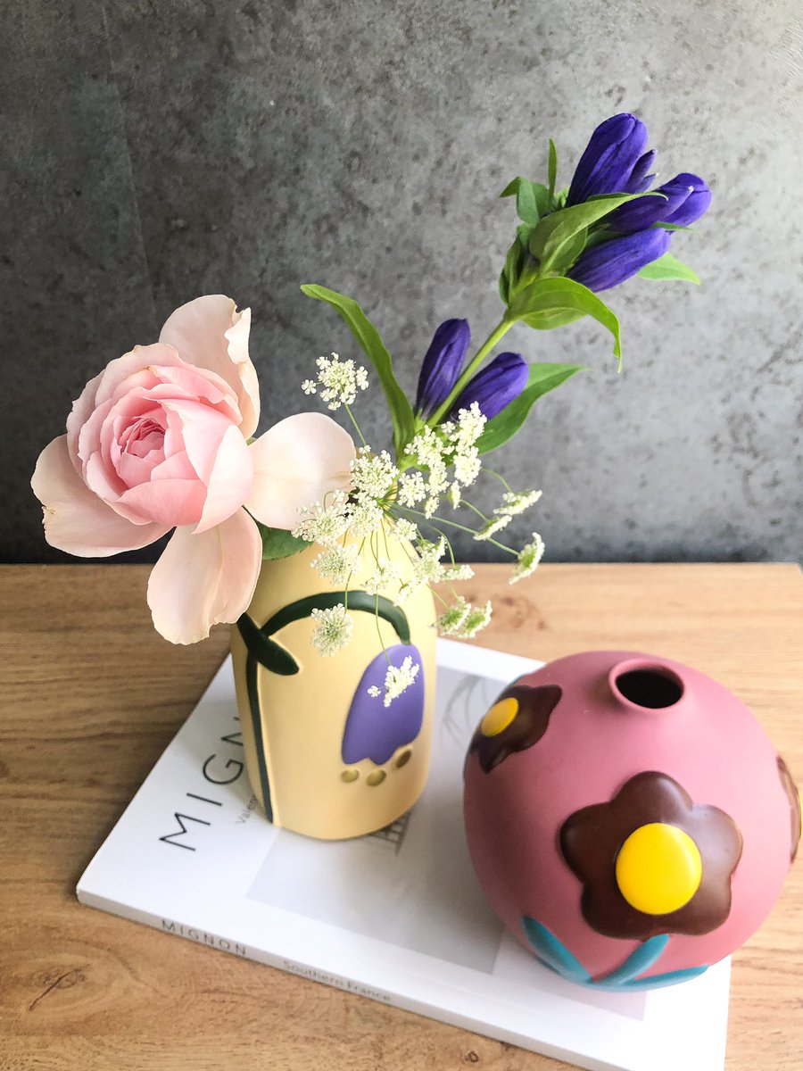 mu___a7's tweet photo. ／
　タスハナの定期便届いた💐
＼

仕事で留守にしがちだけど、
ポストに届けてくれるから便利🕊📮

ちょこんとお花があるだけで
癒される〜🤭💐

#tasuhana
#タスハナ

@tasuhana_ レビューこちら🔻
https://t.co/jDw0Ay9N8l https://t.co/UUapydN4k9