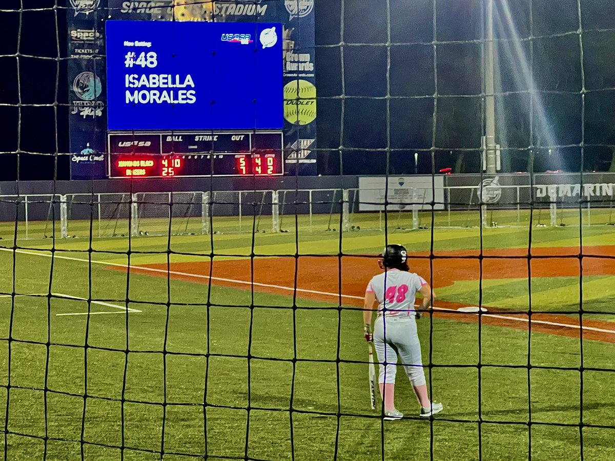 sebaneu's tweet photo. This kid had a helluva tournament. Not only did she pitch her butt off, she hit the ball well. She crushed this triple to clear the bases to end the game in a run rule.

Oh Disney was pretty fun also, LOL.
@IMorales2023 https://t.co/EoOlbnuqTh