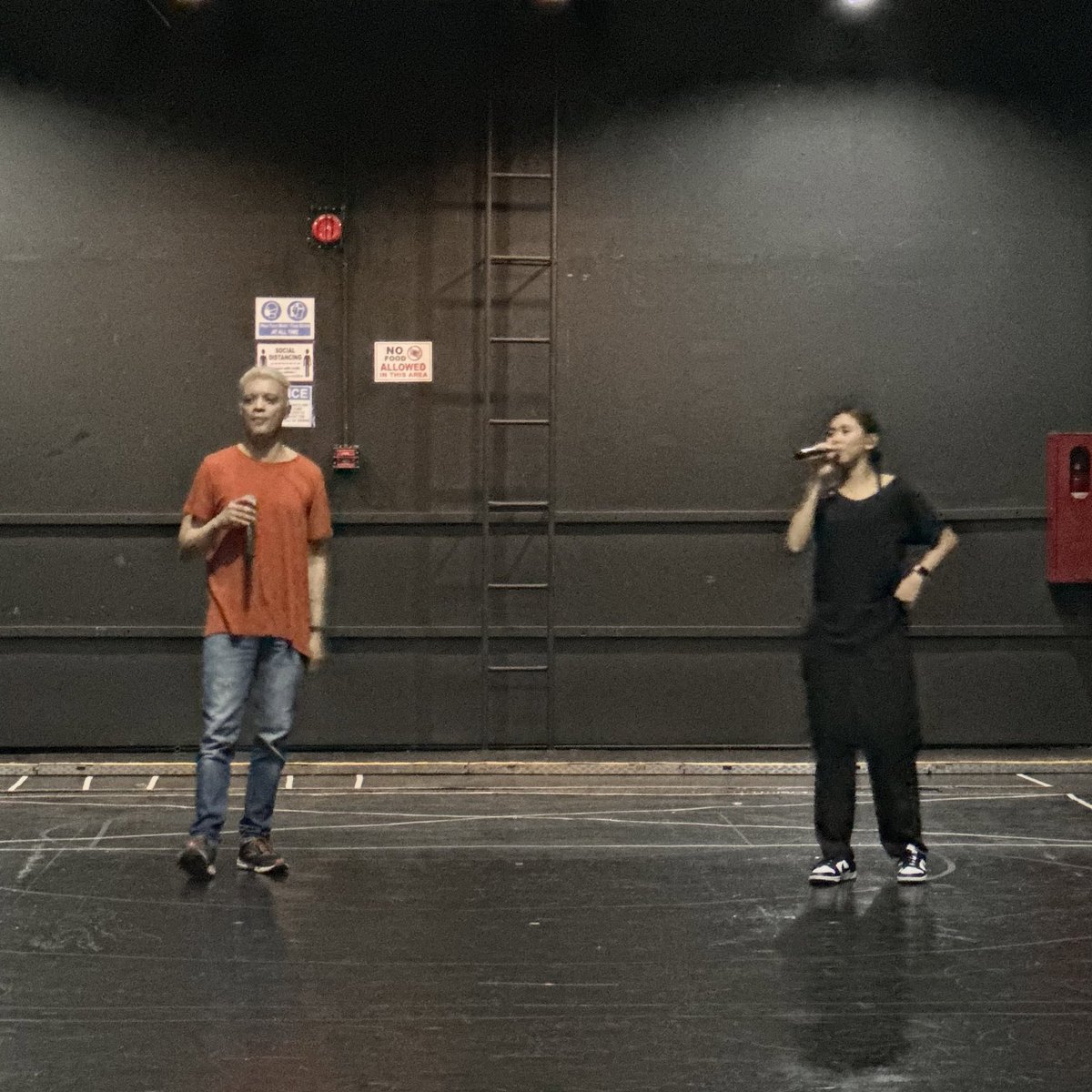 brenan_e's tweet image. See you tonight! It is gonna be EPIC! @JustSarahG x @Bamboomusiclive #sarahgxbamboo #backupsinger #sarahgeronimo #bamboo