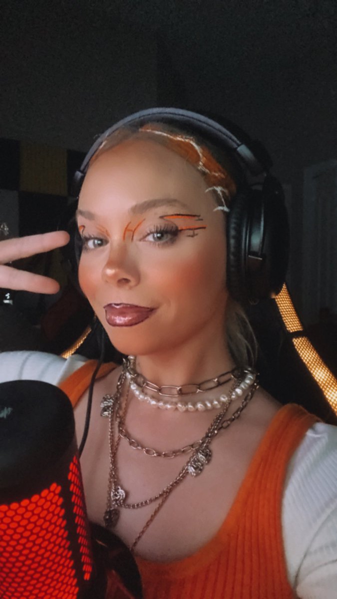 lilNERDtv's tweet photo. 🦄Rare FaceCam Stream!!!
🛸 https://t.co/tnYka2kyzu
Conquering 1st day of fresh wipe on @playrust  w. @Amoreea717  🪵
#rust #playrust #chillstream 
#LilAngels🪽 #LilNerds👾
🧡 https://t.co/SrJZB3xDGa