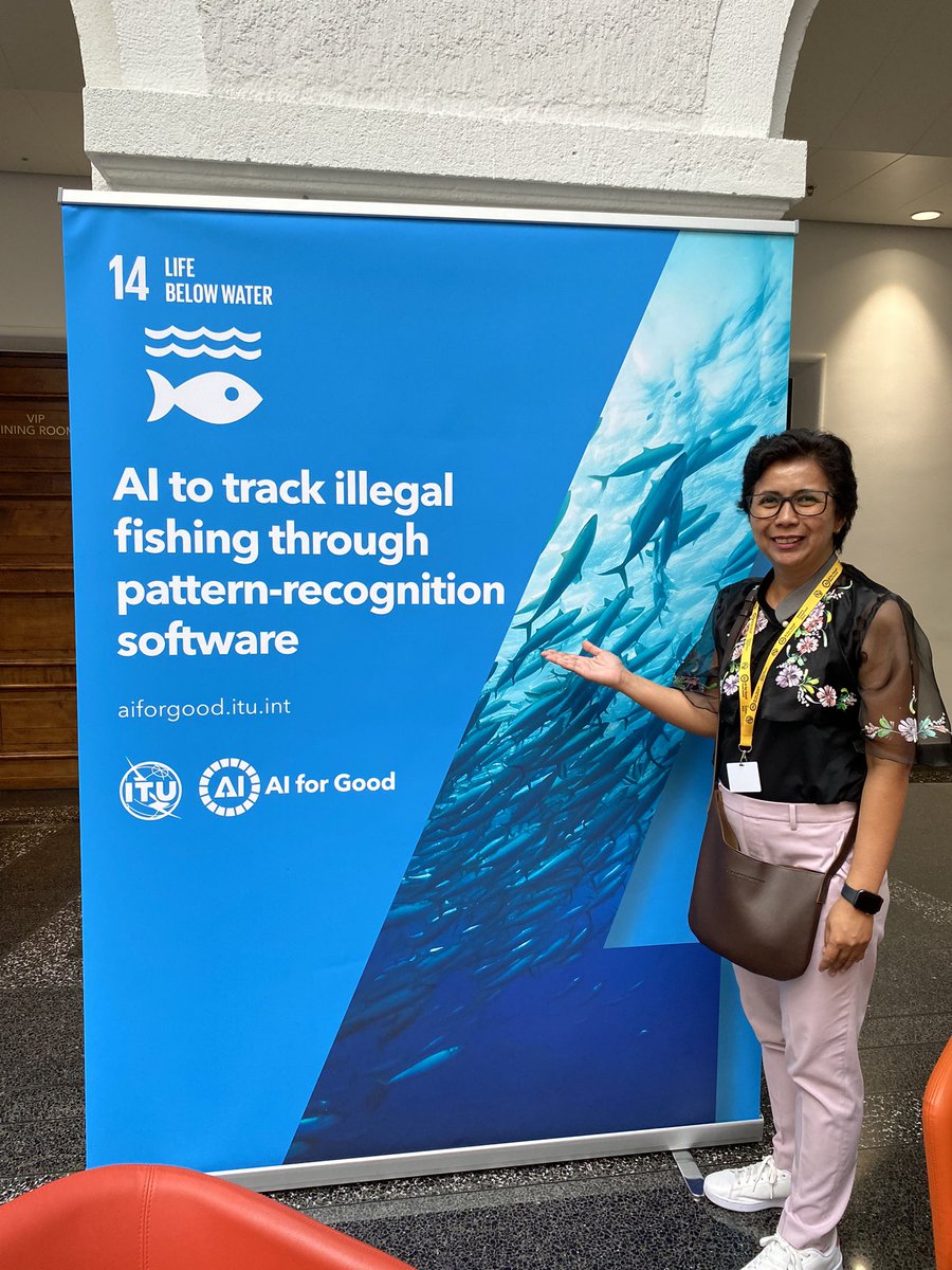 CherryM42435772's tweet photo. Itโs clear that @AIforGood provides solutions for SDG๐ we donโt charge the fishermen we help them have sustainable resources & livelihood as we come close to 2030 letโs not make excuses ๐ต๐ญ we have it #TraceAi @AiCawil #ITUaiSummit @ITU @UN ๐จ๐ญ https://t.co/CjW313zpzC