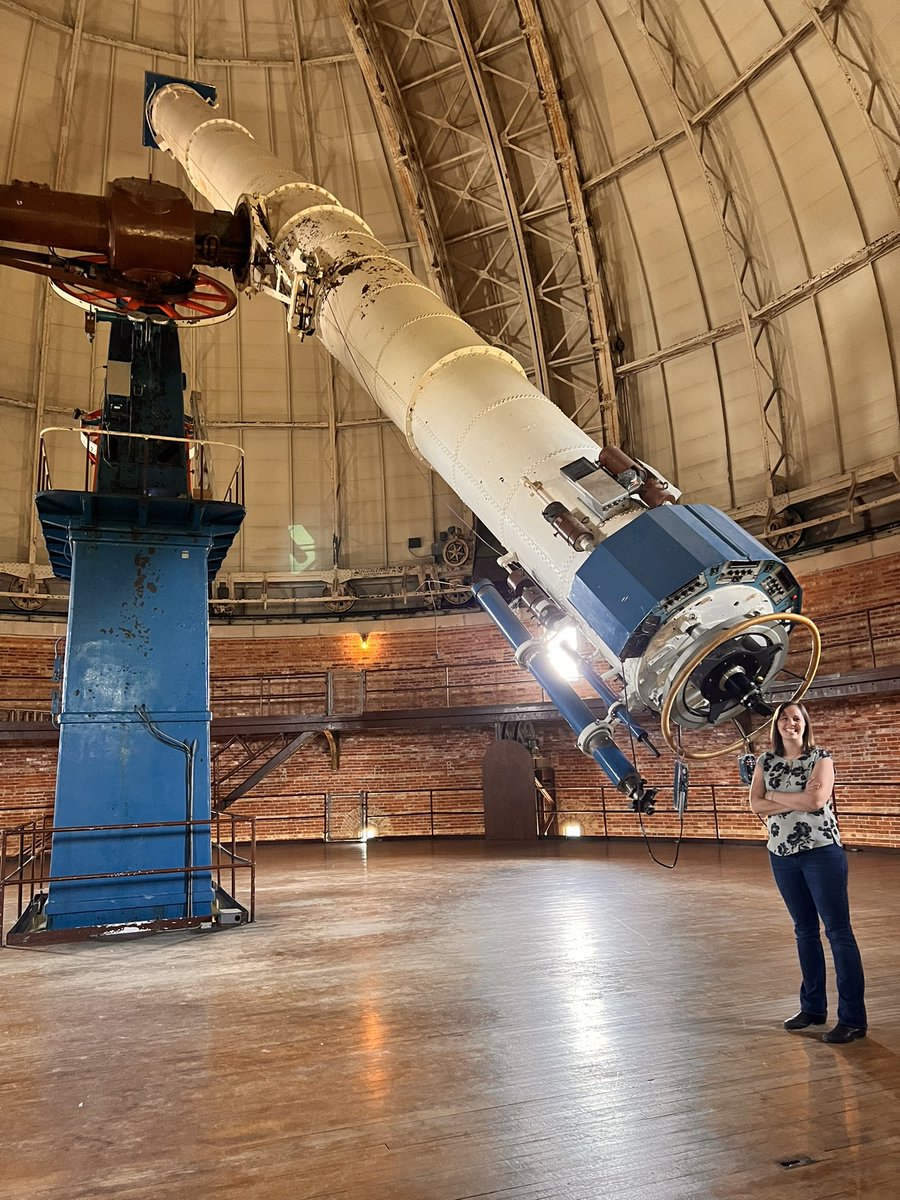 Today I got to visit Yerkes Observatory! <a href="/yerkescosmos/">Yerkes Observatory</a> What an awesome place! Thanks <a href="/BrittLundgren/">Ulla-Britt Lundgren</a> for inviting me over!!