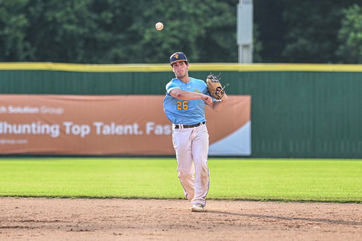 QCCorndogsBSB's tweet photo. Dogs go on the road tonight to beat the Pineville Porcupines in front of a great crowd at Jack Hughes Park!

Thanks to the @PorcupinesONSL for hosting us!

#CorndogsBSB || #RollDogs https://t.co/6gv9WxOeQ9