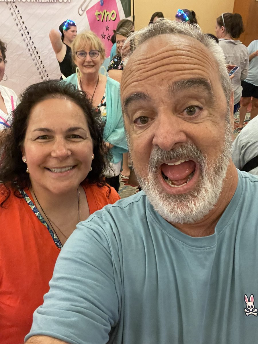 FitzhughSabrina's tweet image. Loving every minute of the time with my #impactretreat family at the #teachyourheartout conference! I got to meet @gerrybrooksprin today!!