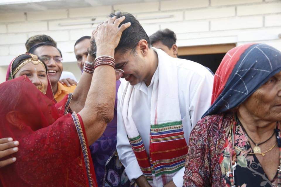 jagsara_suresh's tweet image. “सादगी, धैर्य और सहानुभूति ये तीनों आपका सबसे बड़ा ख़जाना हैं” आप ने राज नेता शब्द की परिभाषा सार्थक किया है great leader of India
@LakhrajAwana 
@SachinPilot 
@PilotWithPeople