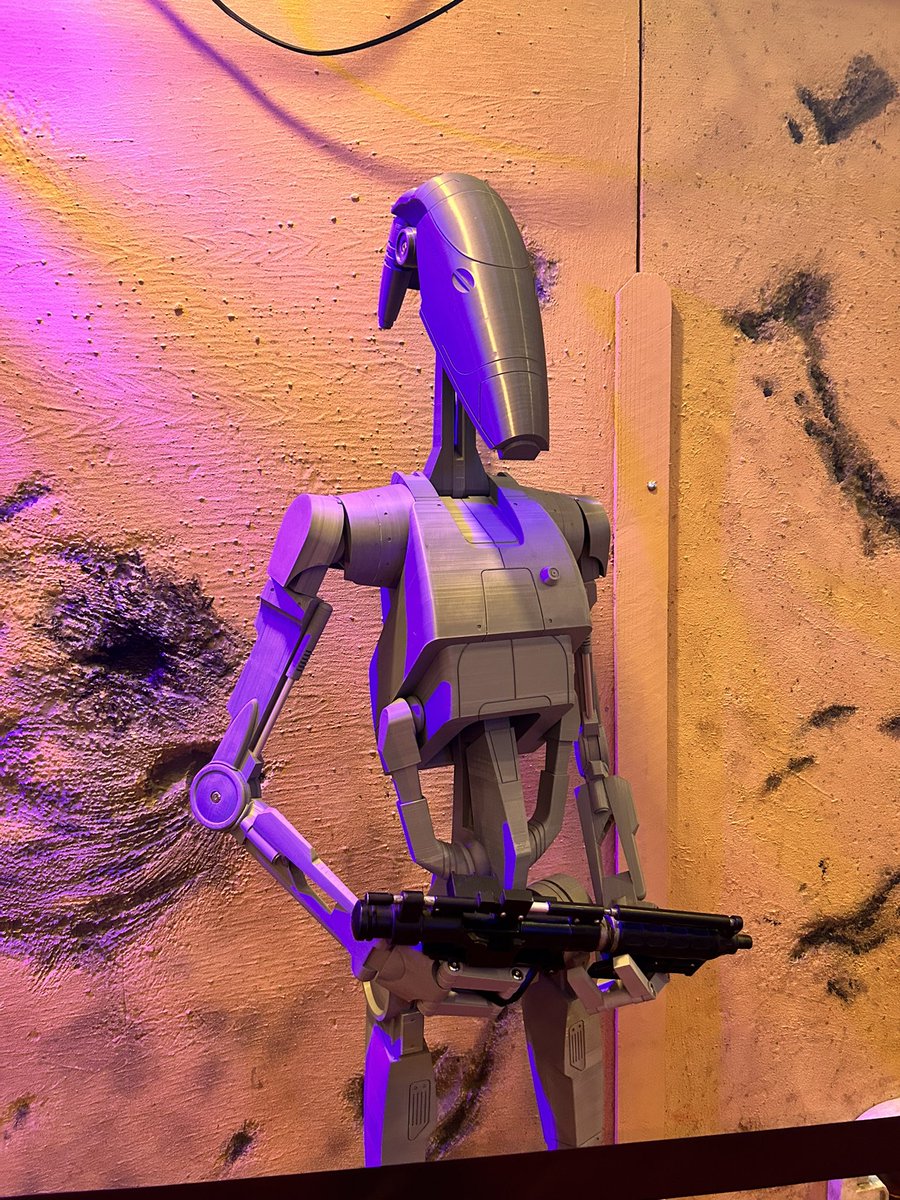 bridgesofok's tweet photo. We love talking about Bridges wherever we are! Last weekend Executive Director Stacy Barr Bruce spoke to @soonercon attendees and saw a familiar character! Thanks SoonerCon, for choosing us as your charity for this year’s convention! #bridgesnorman #normanok #thingstodoinoklahoma https://t.co/MByNMbGfMu