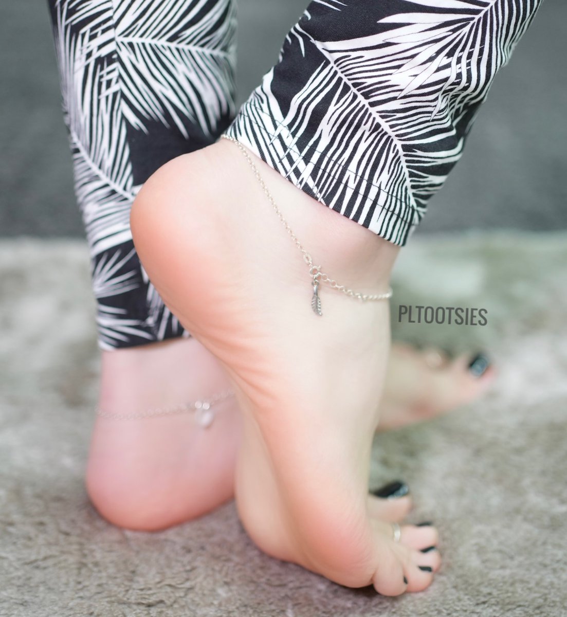 I see you fetishizing my feet, aren’t you!? ✨👑♠️ #feet #footfetish #footfetishnation #pedicure #footworship #sexyfeet #softfeet #footgoddess #footmodel #Prettyfeet #prettytoes #toes #feetlovers #beautifulfeet #cutefeet #teamprettyfeet #Soles #wrinkledsoles
