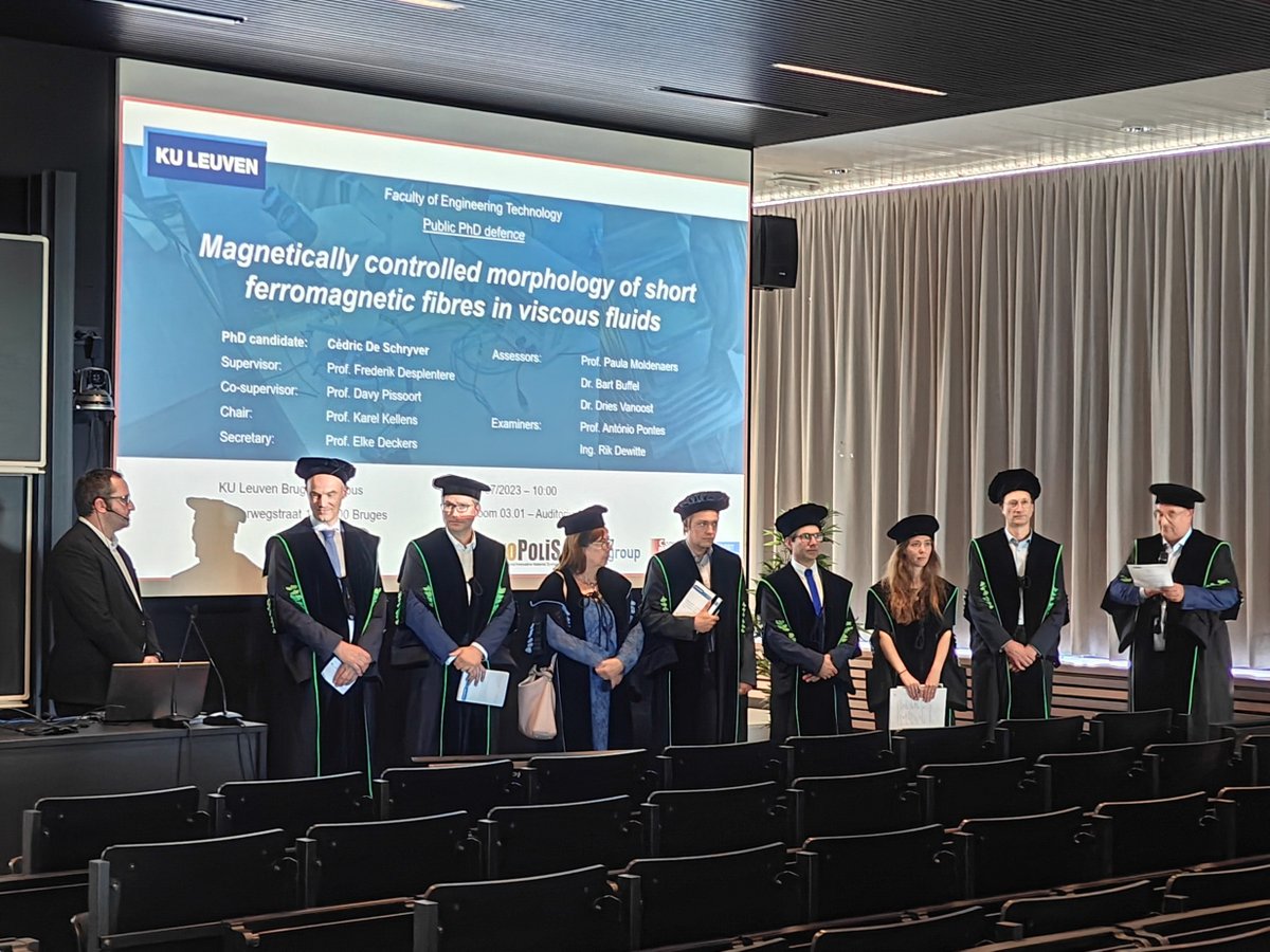 NewMatProPoliS's tweet photo. Our colleague Cédric De Schryver successfully defended his PhD thesis entitled ‘Magnetically controlled morphology of short ferromagnetic fibres in viscous fluids’. Congratulations Cédric 🙌 https://t.co/NqK8tk9O3A
