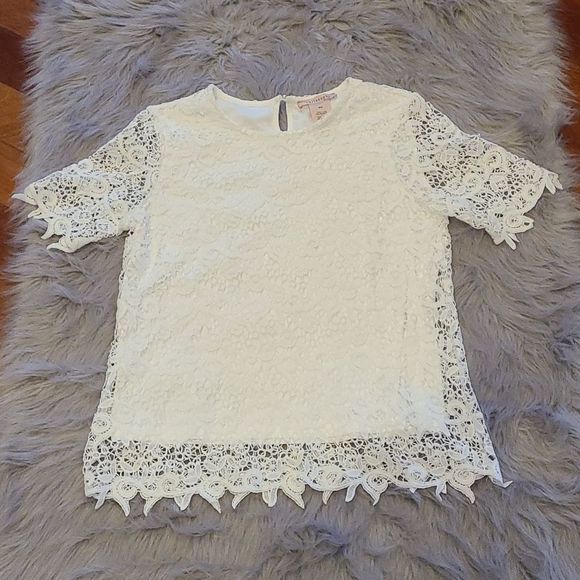 MeSnooty's tweet photo. So good I had to share! Check out all the items I'm loving on @Poshmarkapp from @NicolesResale @pugn #poshmark #fashion #style #shopmycloset #parisiancollection #philosophy: https://t.co/VfgcJltrzA https://t.co/0cAeYmD6RM