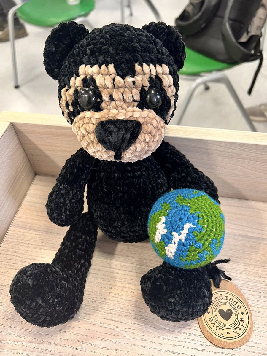 Hoy es mi último día dirigiendo la <a href="/MASPUniandes/">Clínica Jurídica MASP</a> 

4 años feliz, dando todo mi corazón, pasión y conocimiento a mis estudiantes, a esta belleza de espacio 🥰

Gracias infinitas a todas personas que fueron parte de este ciclo que hoy finaliza. 

Foto 1. 2019
Foto 2. 2023 🍀🐾