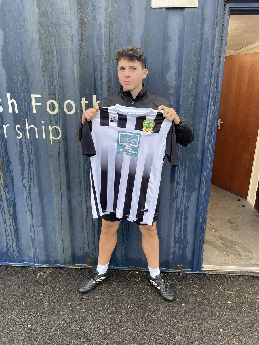 threaveyouth's tweet photo. U17 Signing- Ewan McFegan has signed up for the 2023/24 season. Ewan came in towards the end of last season making an immediate impact and has hardly missed a training session yet.
A very coachable lad as he’s keen to learn and develop. ⚫️⚪️⚽️✍️ https://t.co/dnzBAthzVn