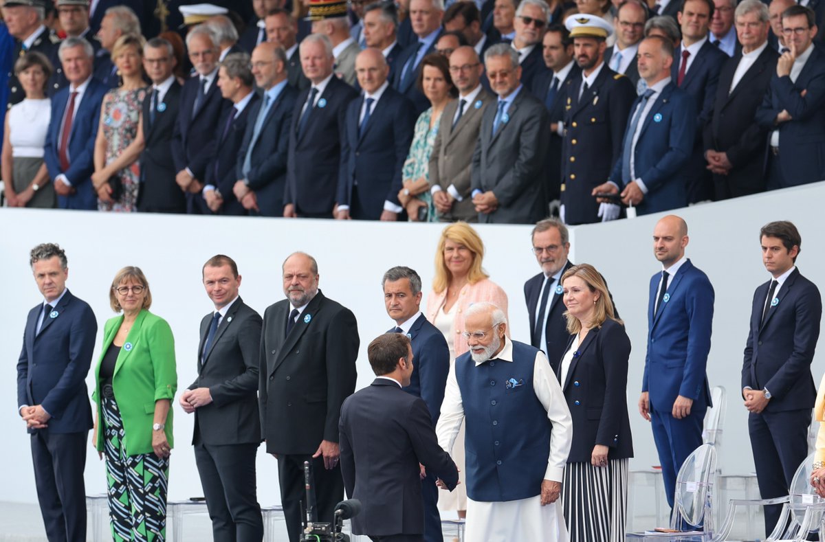 narendramodi tweet picture
