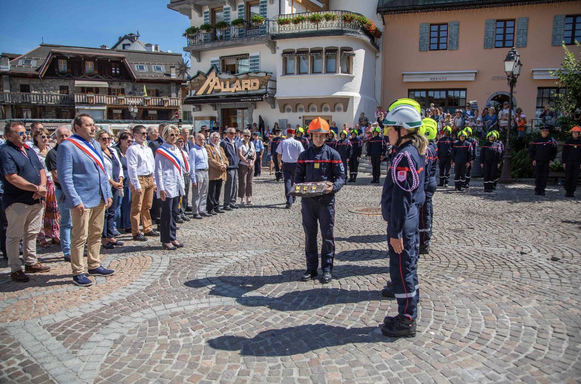 JullienBreches's tweet photo. Très belle fête nationale à tous 🇫🇷 https://t.co/u7xfrK6f6Y