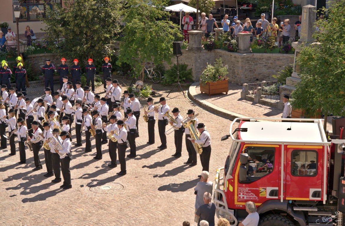 JullienBreches's tweet photo. Très belle fête nationale à tous 🇫🇷 https://t.co/u7xfrK6f6Y