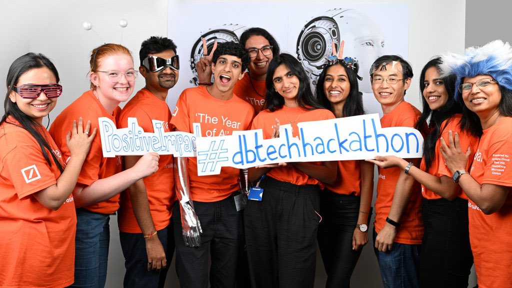 sydniedougan's tweet photo. Team COSMOS @ #dbtechhackathon https://t.co/HYxDQgCZp9