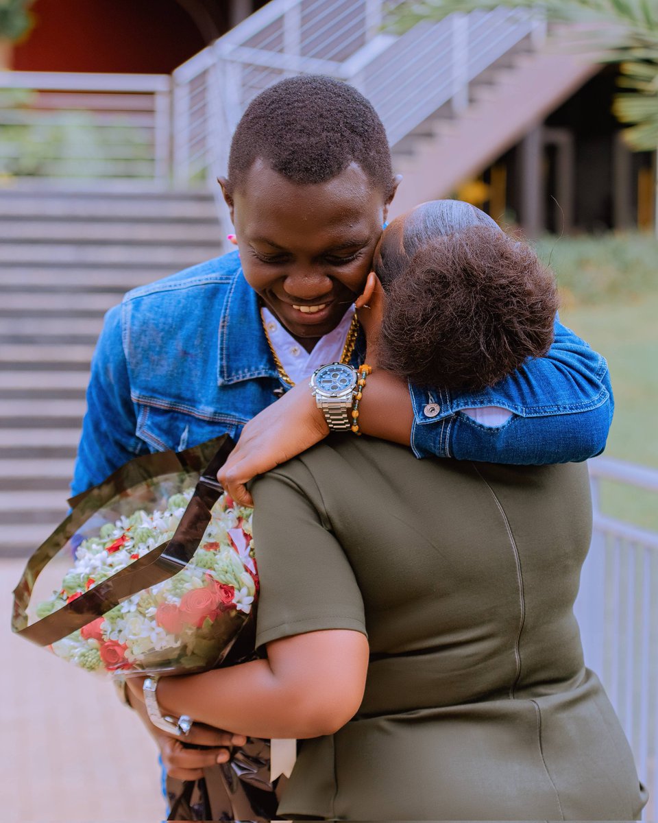 rukundoeric01's tweet photo. One year down 💍❤️, niba nta shyari mutubwire muti "umunsi mwiza w'ivi😘😅" https://t.co/tN9Hmdskh2