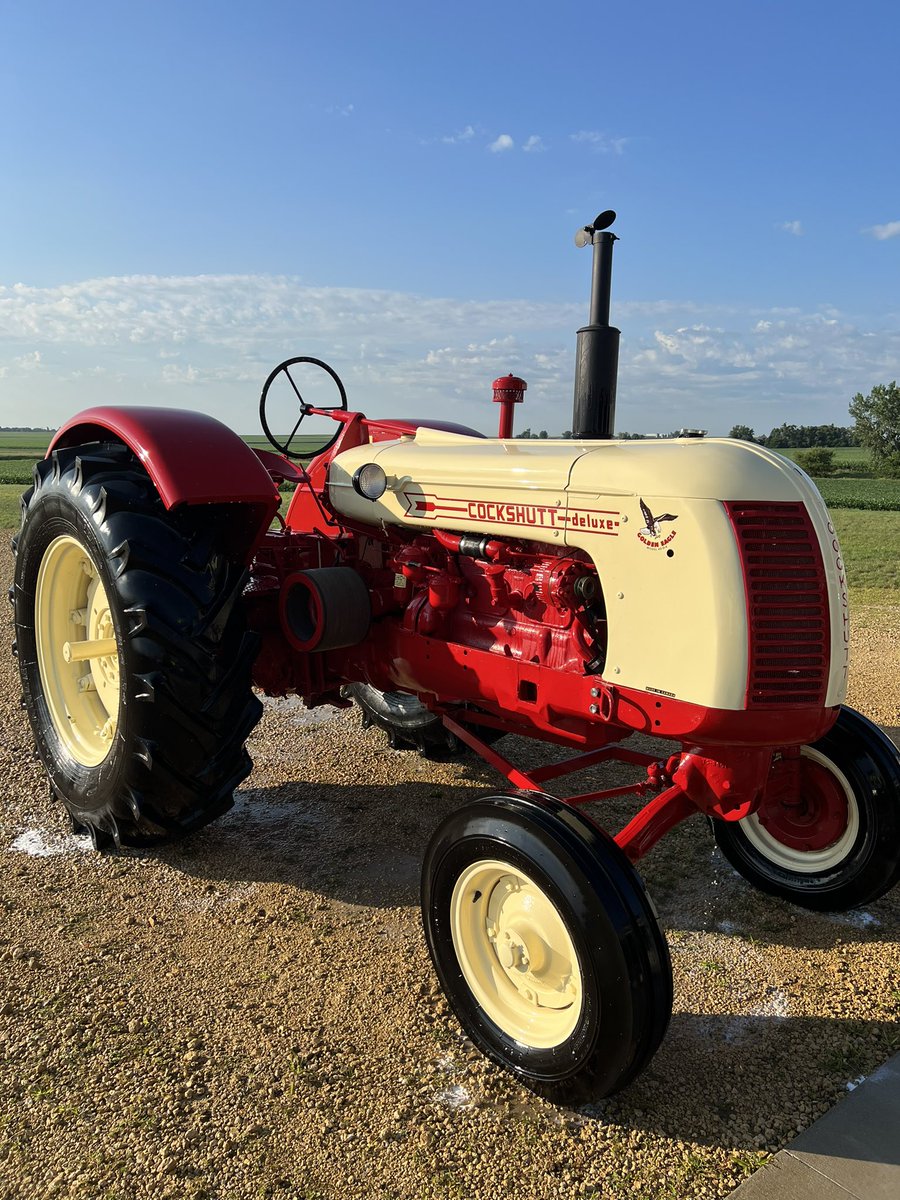 AndrewRock24's tweet photo. @apasztor82 soap works great on the old Cockshutt! https://t.co/4DoXxK2uv0